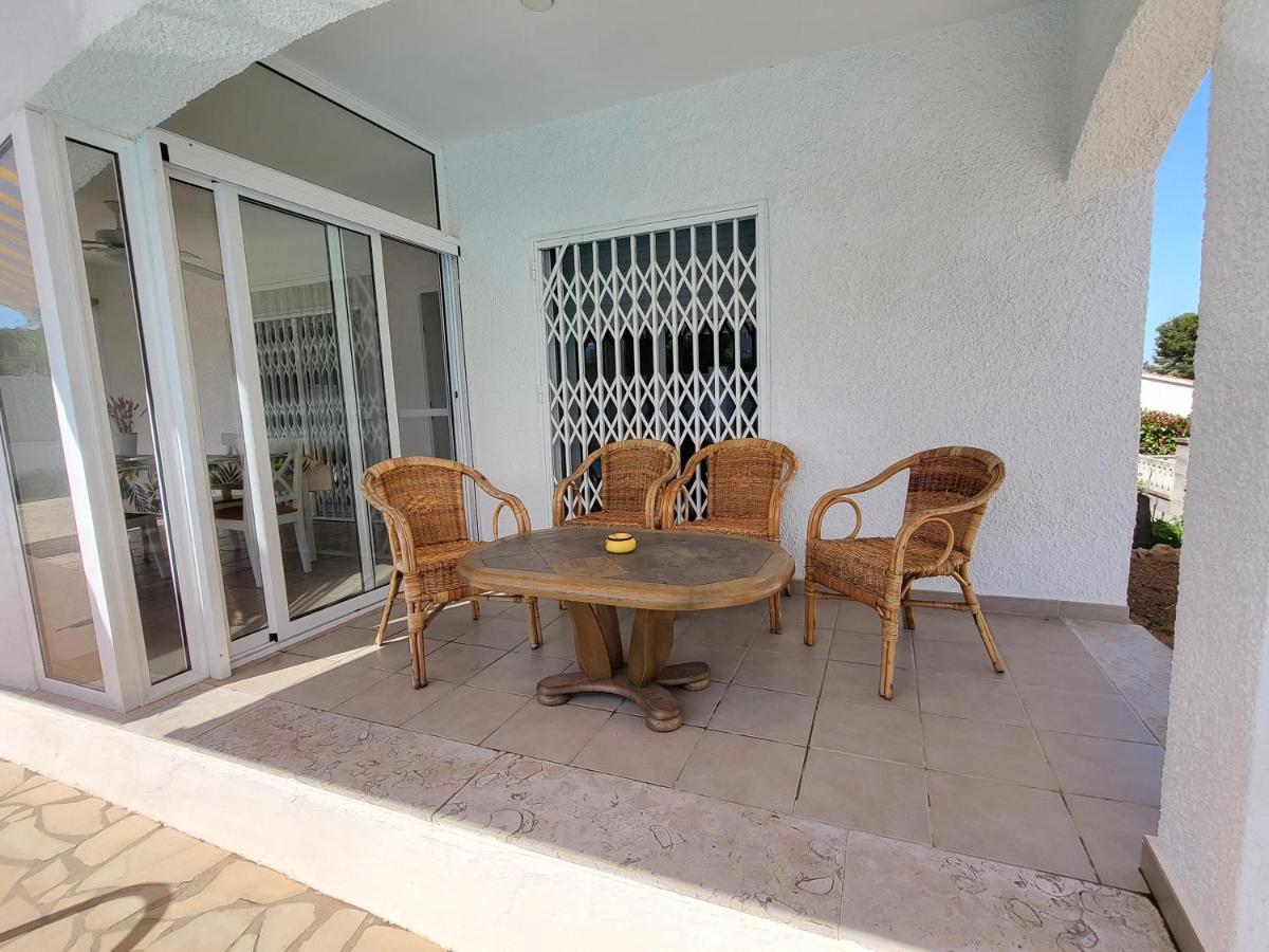Torredembarra Cosy, Well Equipped House, 5 Min. From The Beach Ngoại thất bức ảnh